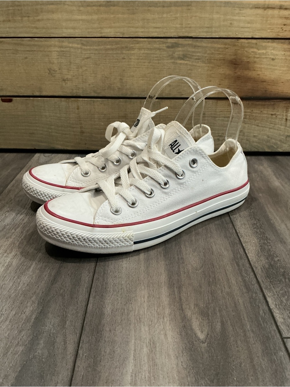 White Converse Low Top All Stars Women's Sz 8 - Picture 3 of 6